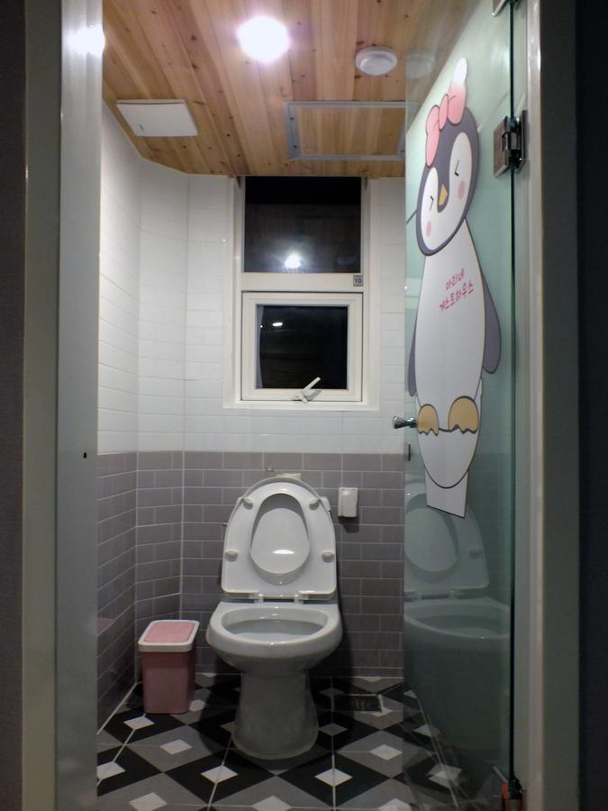 Ariene Guesthouse Gwangju Metropolitan City Ruang foto